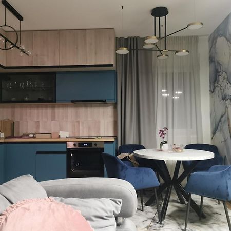 Gold Lux Apartment ชาชาค ภายนอก รูปภาพ