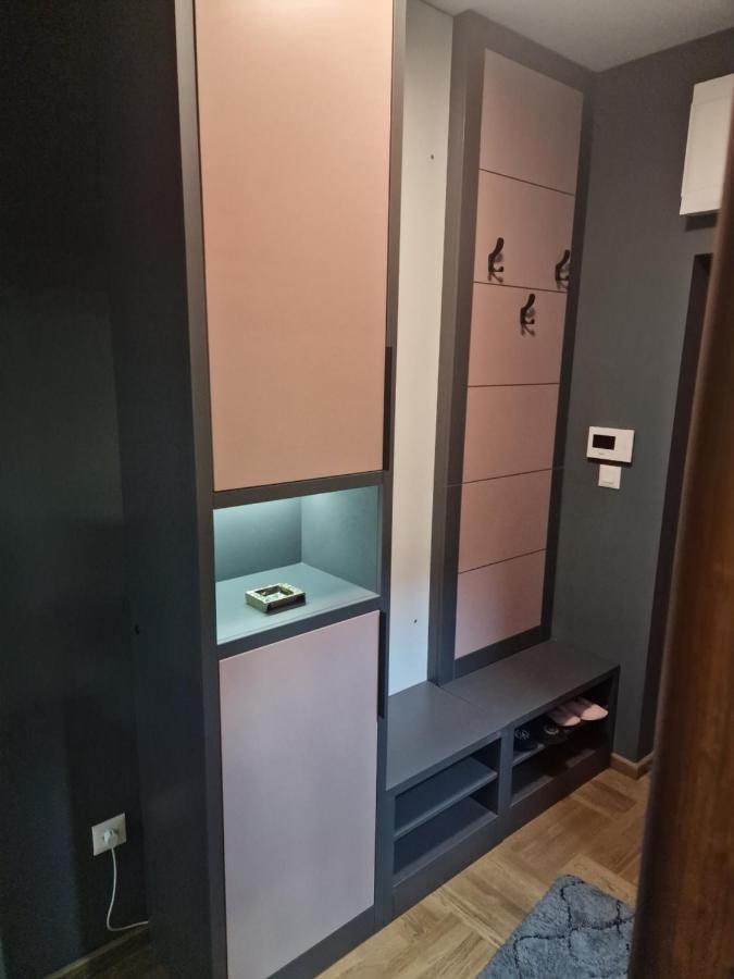 Gold Lux Apartment ชาชาค ภายนอก รูปภาพ